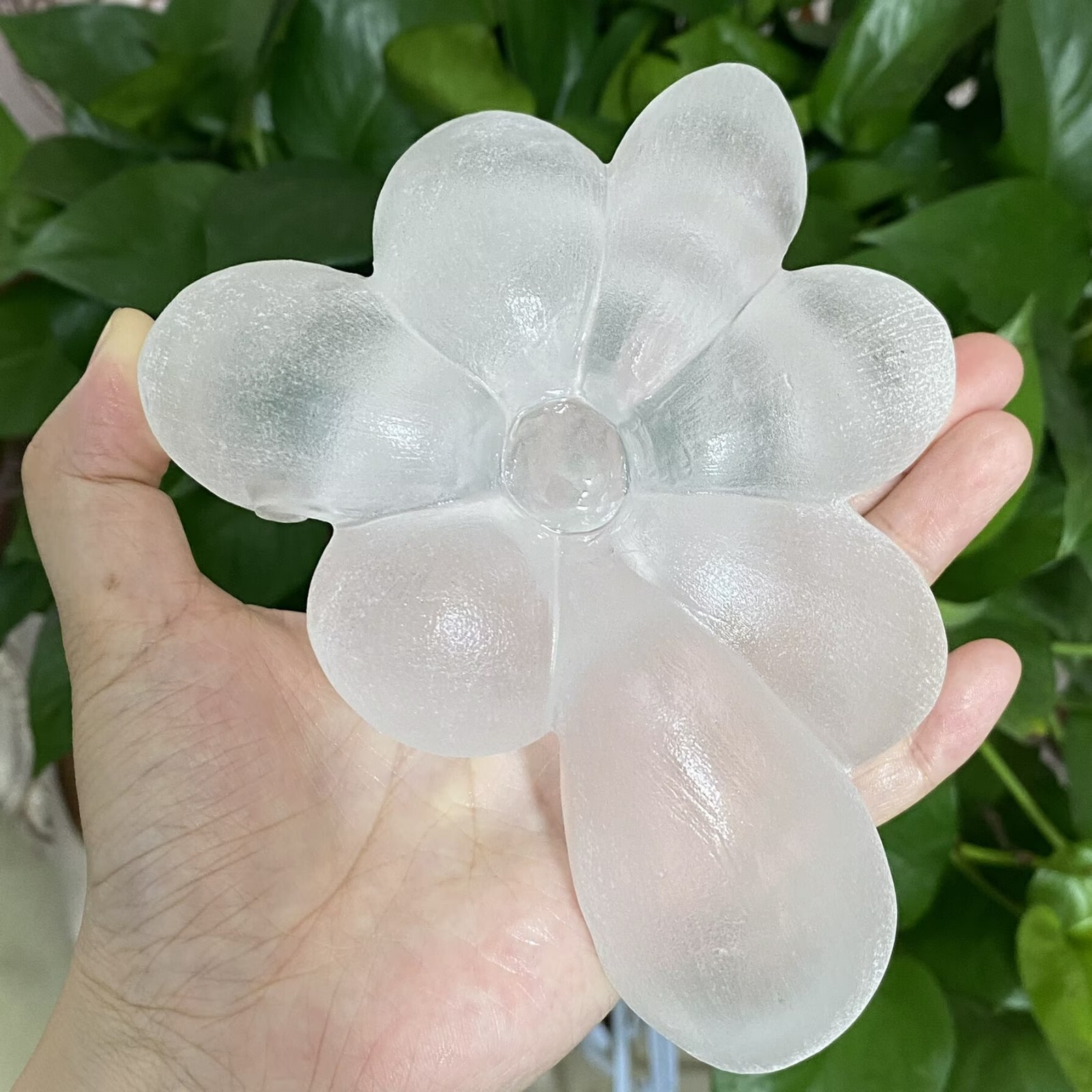 605g Natural clear quartz lotus crystal hand carved mineral specimen gift