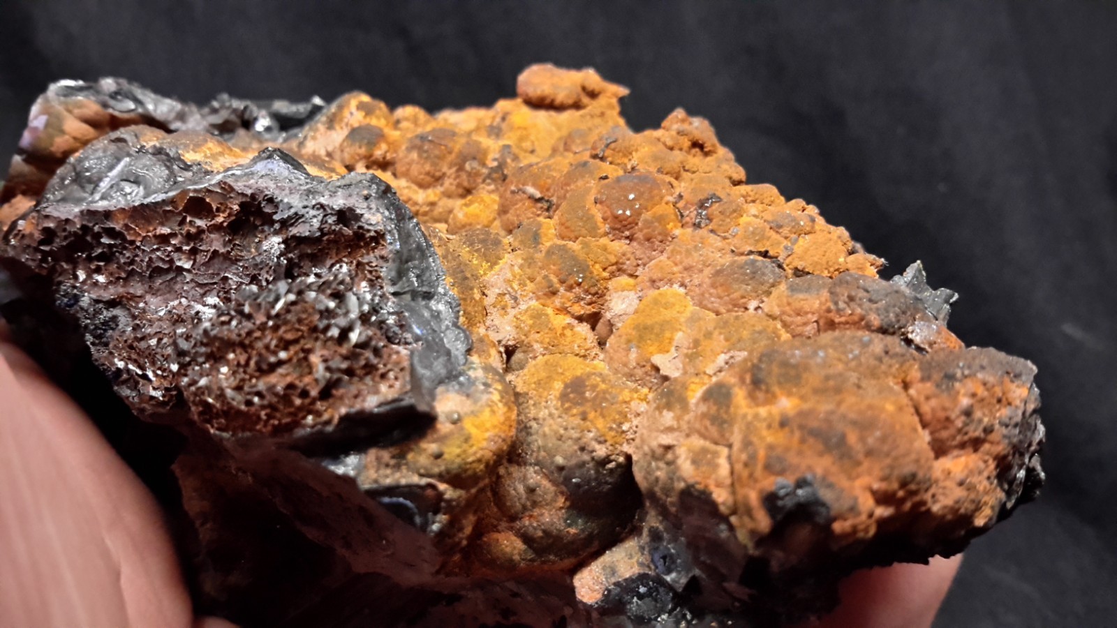 3.5″ SMITHSONITE on GOETHITE from Laurion, GREECE