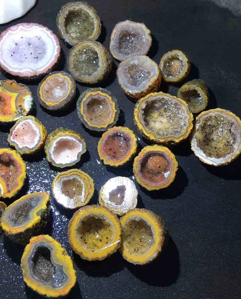 14Pair Rare China Natural Warring States Red Agate Geode Quartz Crystal Slices