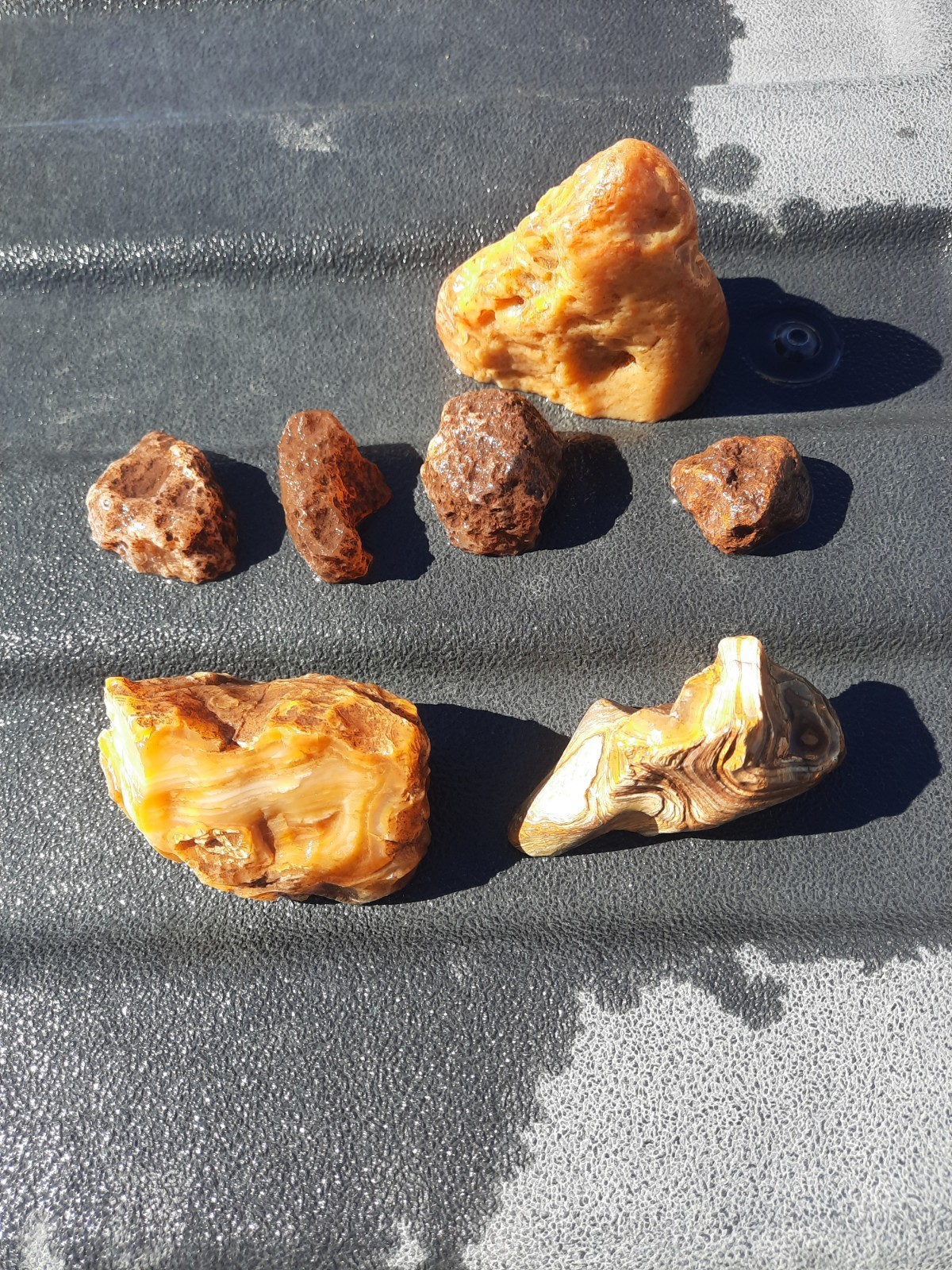Mixed Agate Lot! Half Nodules Rough! 1 Lb.