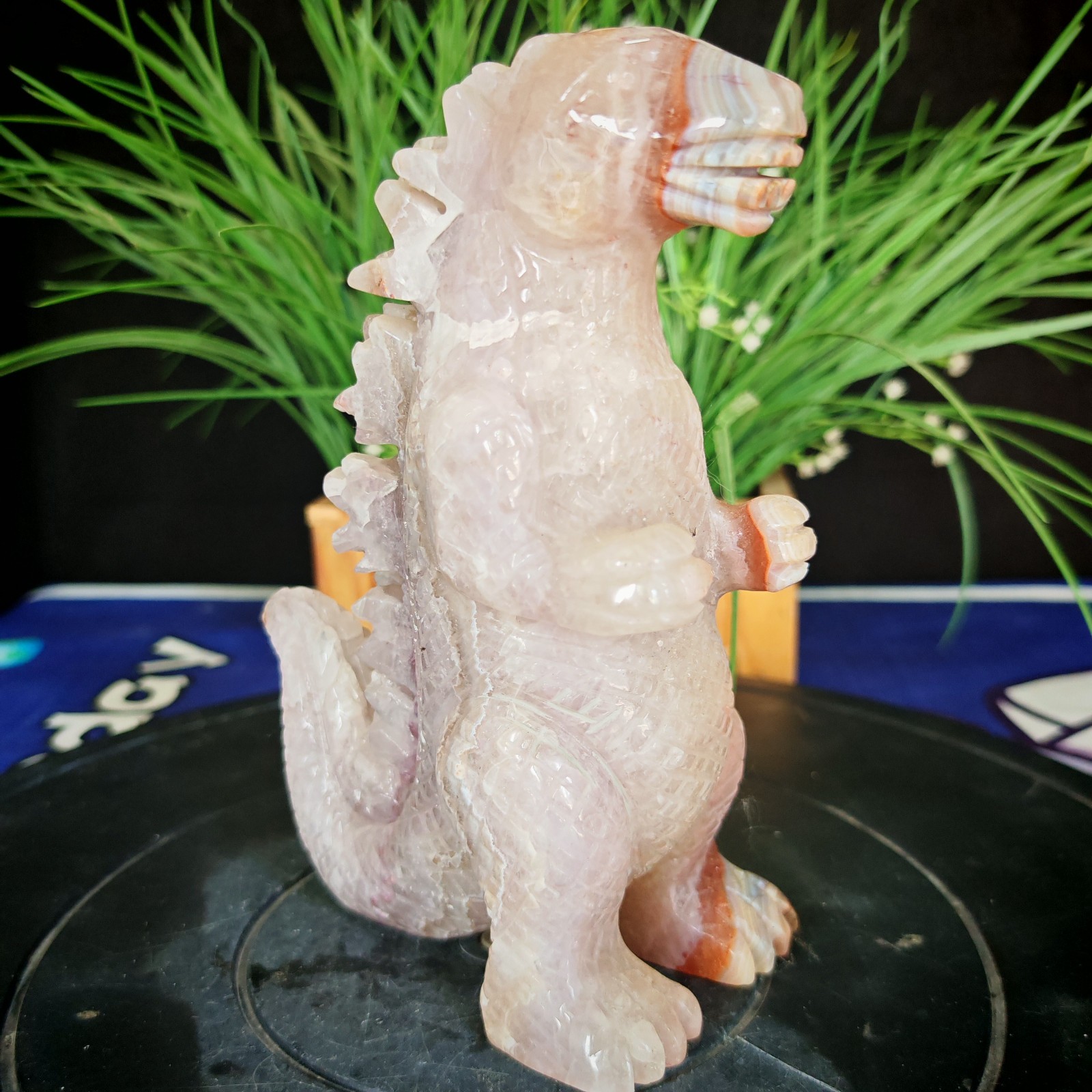 4.40LBTop natural crystal hand carved therapeutic artwork2.0kg