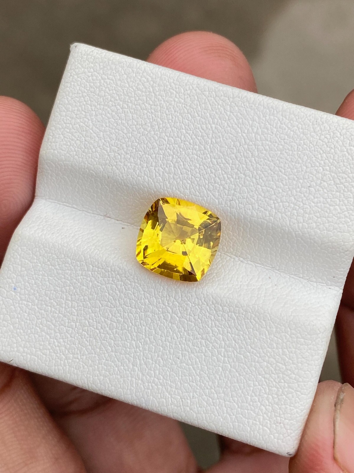 6 Ct Yellow Sapphire 10×10 mm Gemstone, Cushion Cut Lab Gorwn Stone For Jewelry