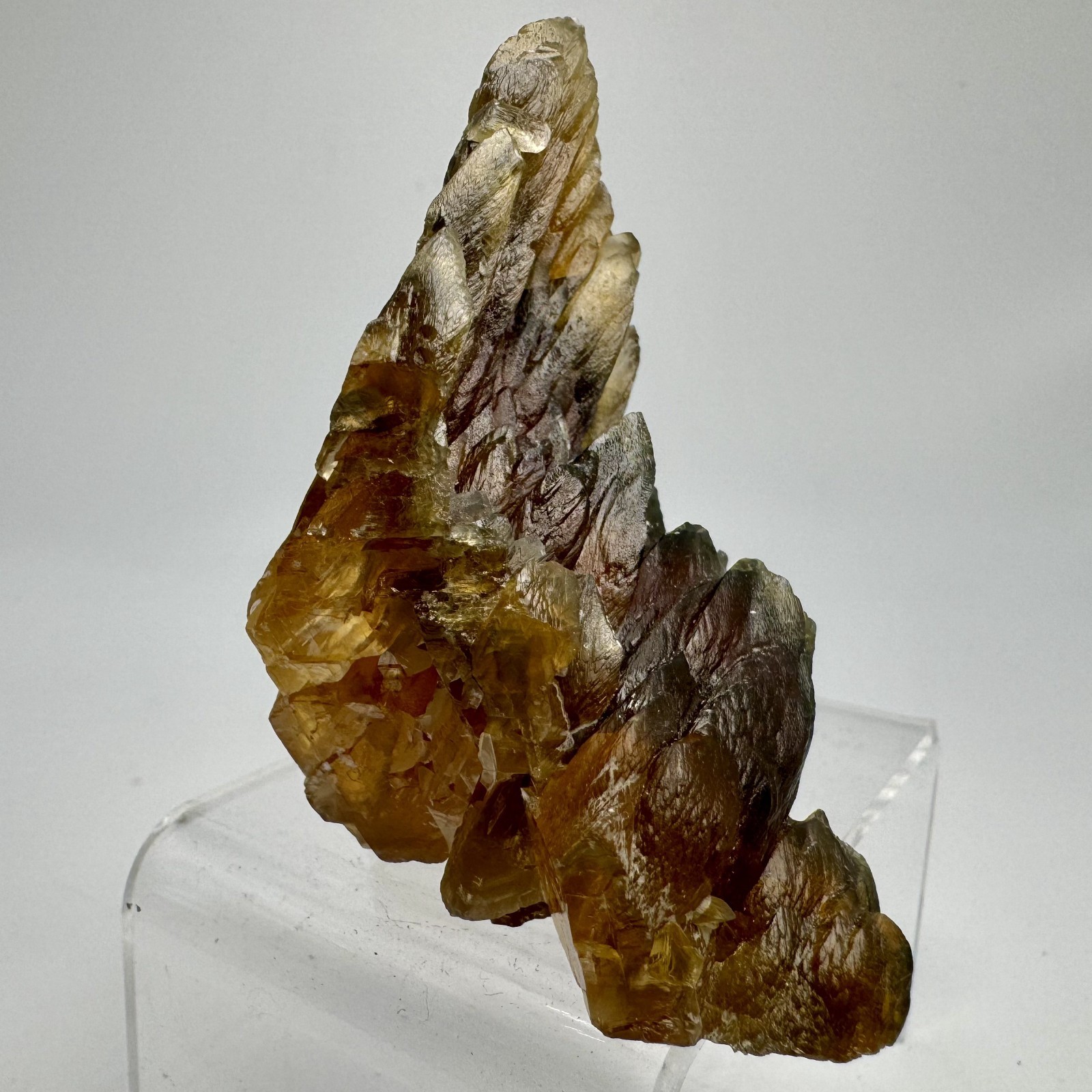 Nice Fluorescent Calcite Xls: Dalen-Kjørholt Mine, Brevik, Telemark, Norway