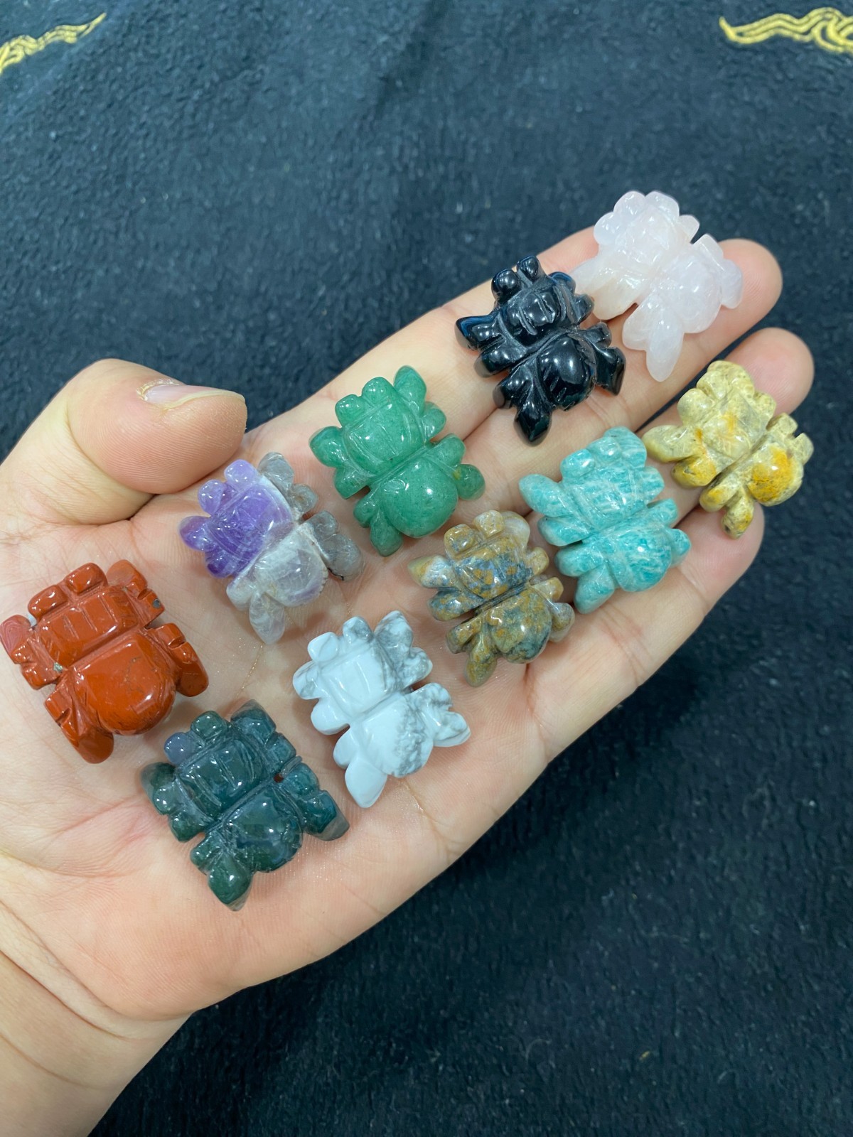 5pcs Wholesale Natural Mixed Quartz Crystal Carved Spider skull reiki healing
