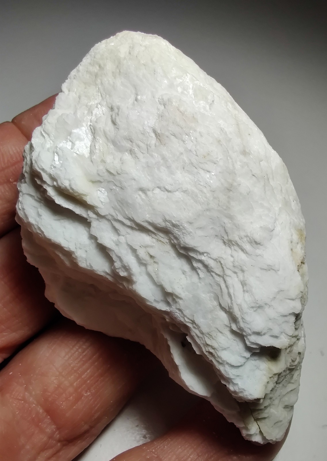 Barite specimen, bright white, fluorescent. Harz Mountains, Germany. 258 grams.
