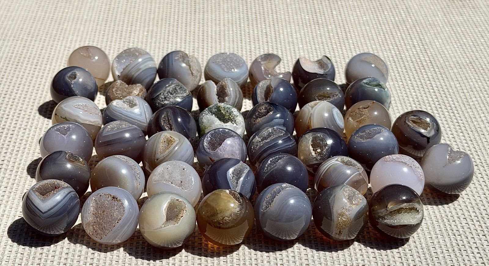 Wholesale Lot – 1 lb Natural Druzy Agate Sphere Crystal Balls Healing Energy