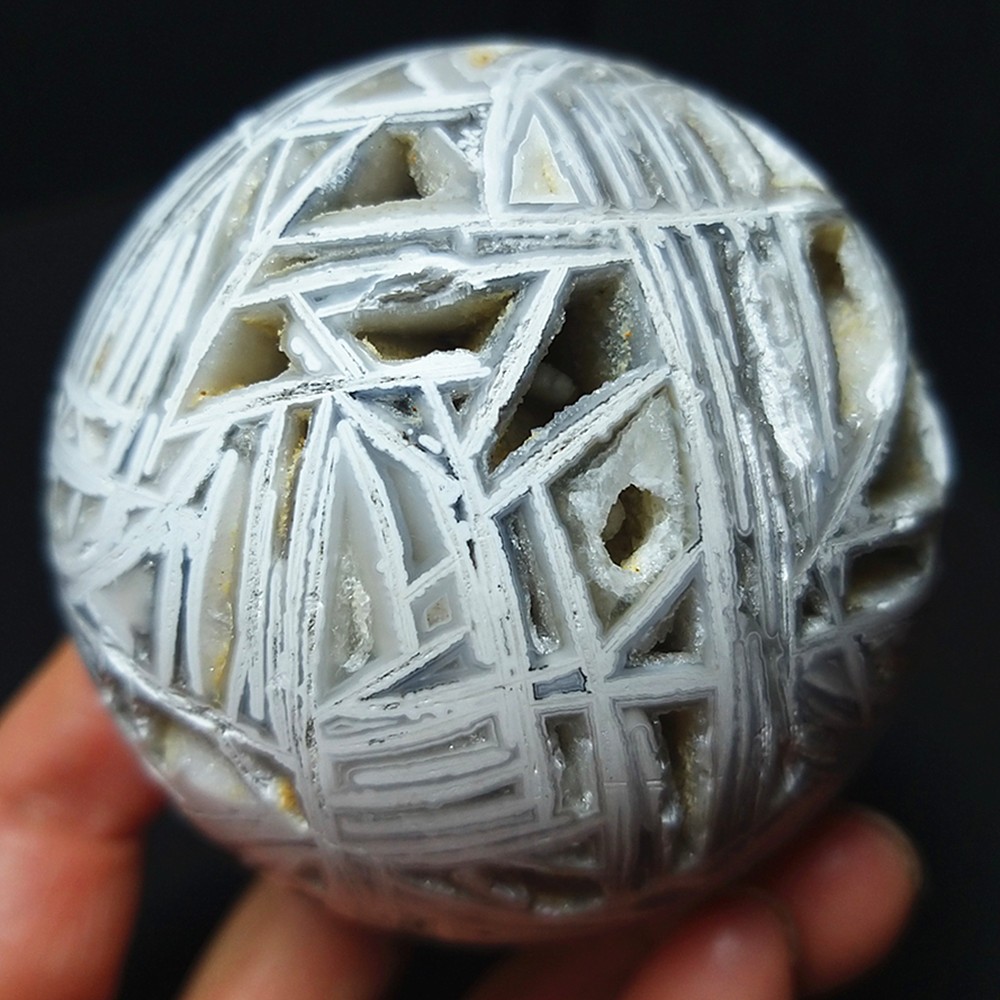 RARE 318.5g 63mm Natural Grid Agate Stone Geode Sphere Ball Healing A4949