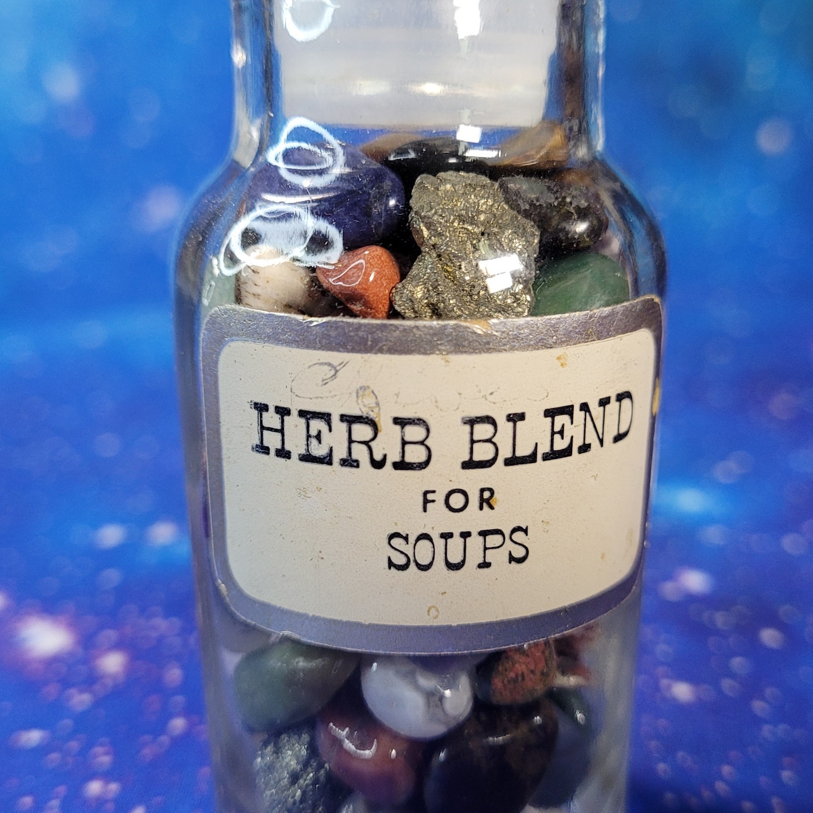 4oz Mixed Crystal Small Tumbles in Vintage Apothecary Glass Jar Wagner Spice