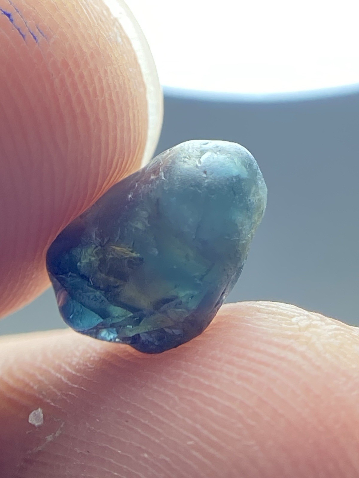 3.75 Carats Amazing Facet Grade Blue Teal Sapphire Rough Piece@Madagascar