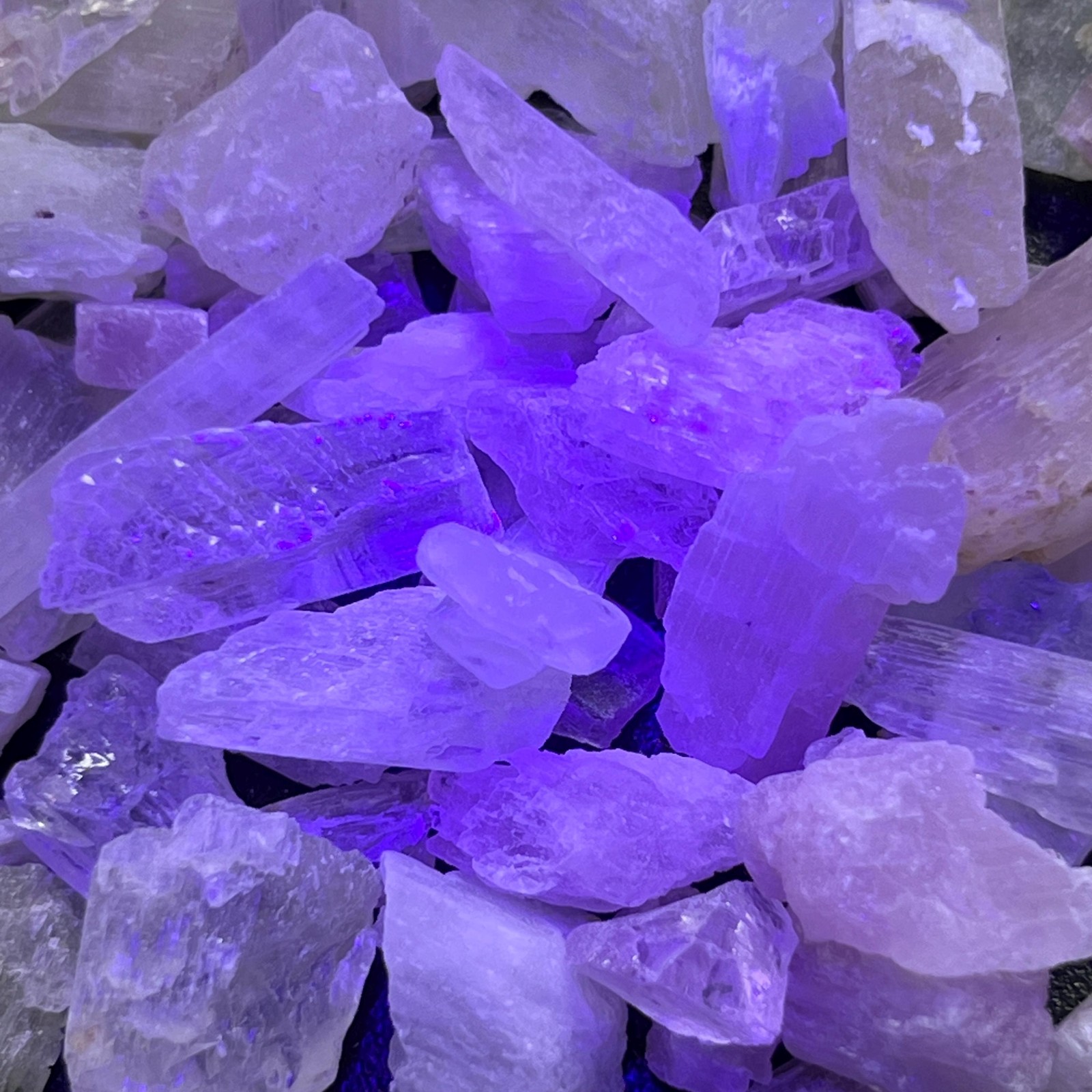 Kunzite Rough Raw Crystals (By The Ounce Or Pound)(UV Reactive) Genuine Mineral