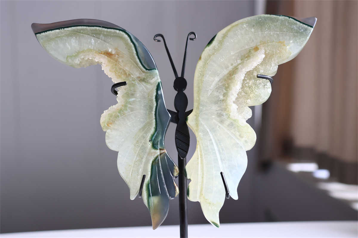 630g Natural Geode Agate Carved Butterfly Wing Reiki Crystal Decor Gift + Stand