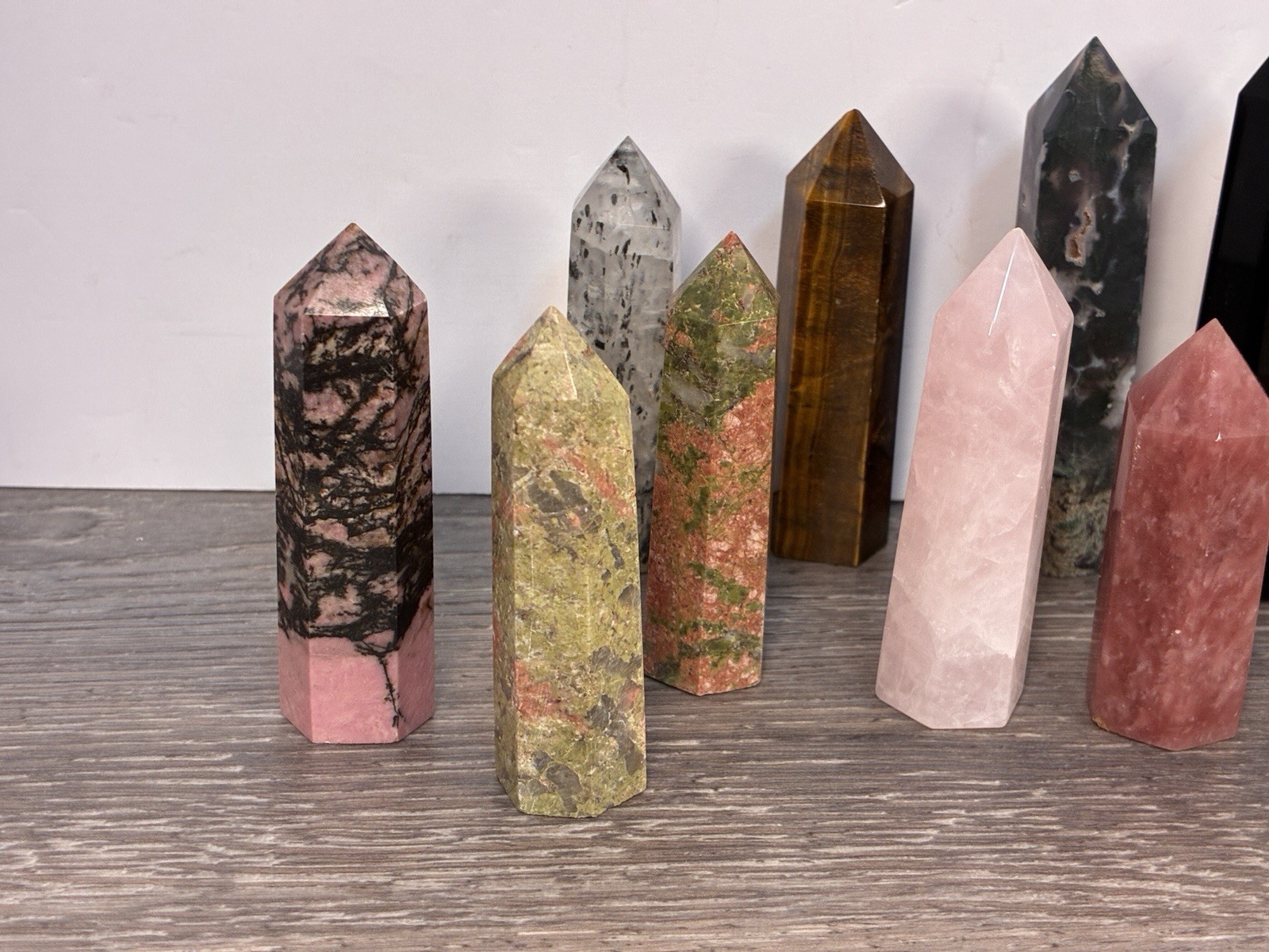 Obelisk Crystals Towers Chakras Point Healing 18 Pc Over 2 Lb Mixed Stone