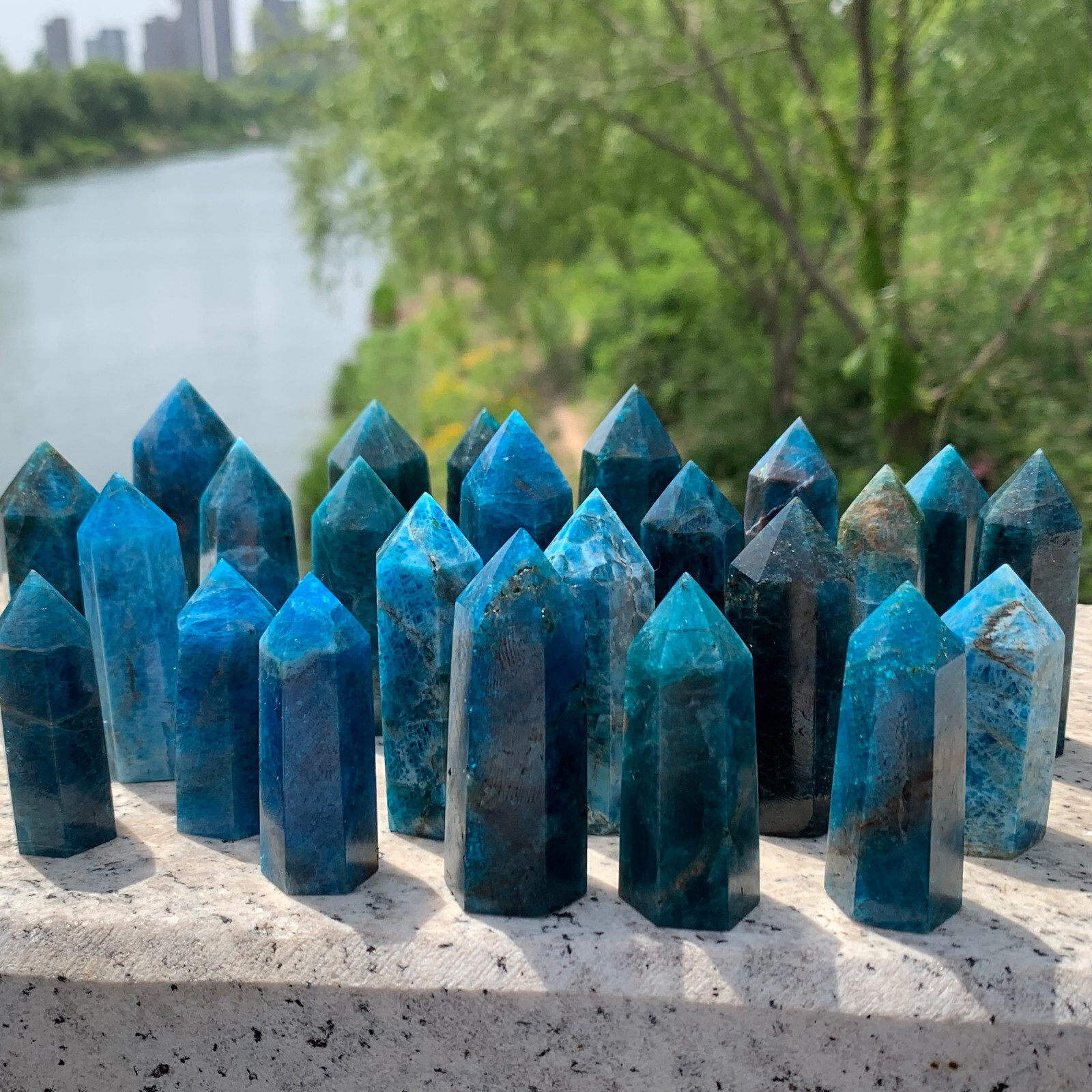 1LB natural apatite quartz obelisk crystal wand point healing random 40-70mm