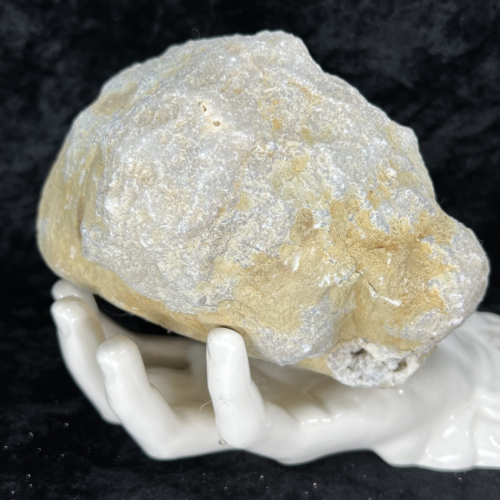Unopened Geode 5-1/2″ Uncut Crystal Quartz Chalcedony 3.5Lb Solid Natural Large