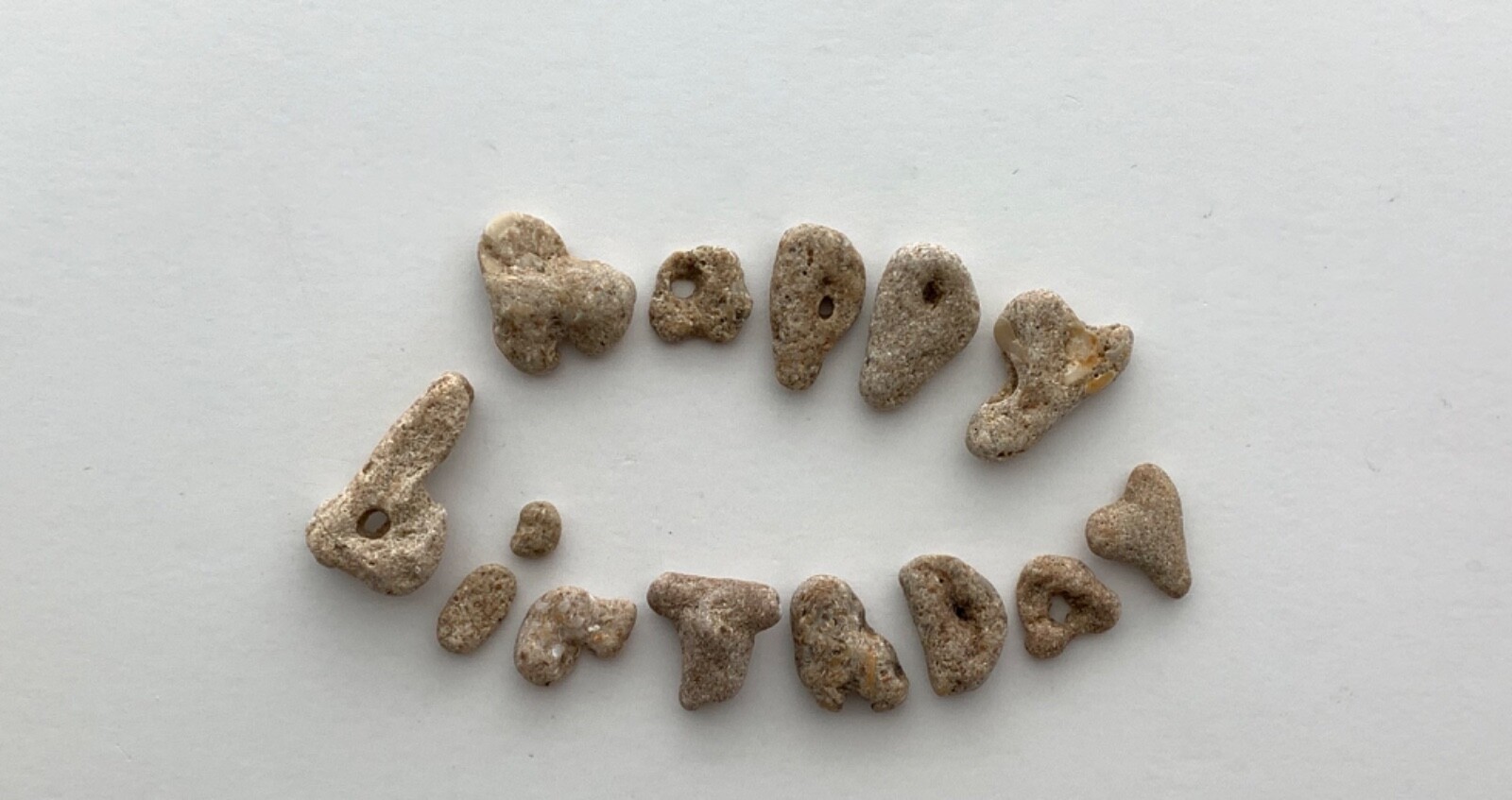 HAPPY BIRTHDAY Beach Stones Natural Rocks Natural Letter Shaped Sign Text hag US