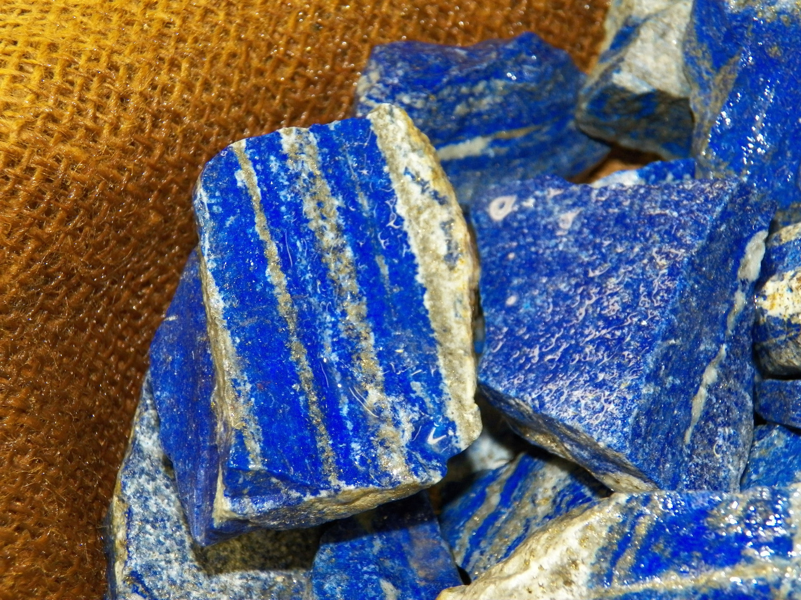 3000 Carat Lots of High End Lapis Rough – Plus a FREE Faceted Gemstone