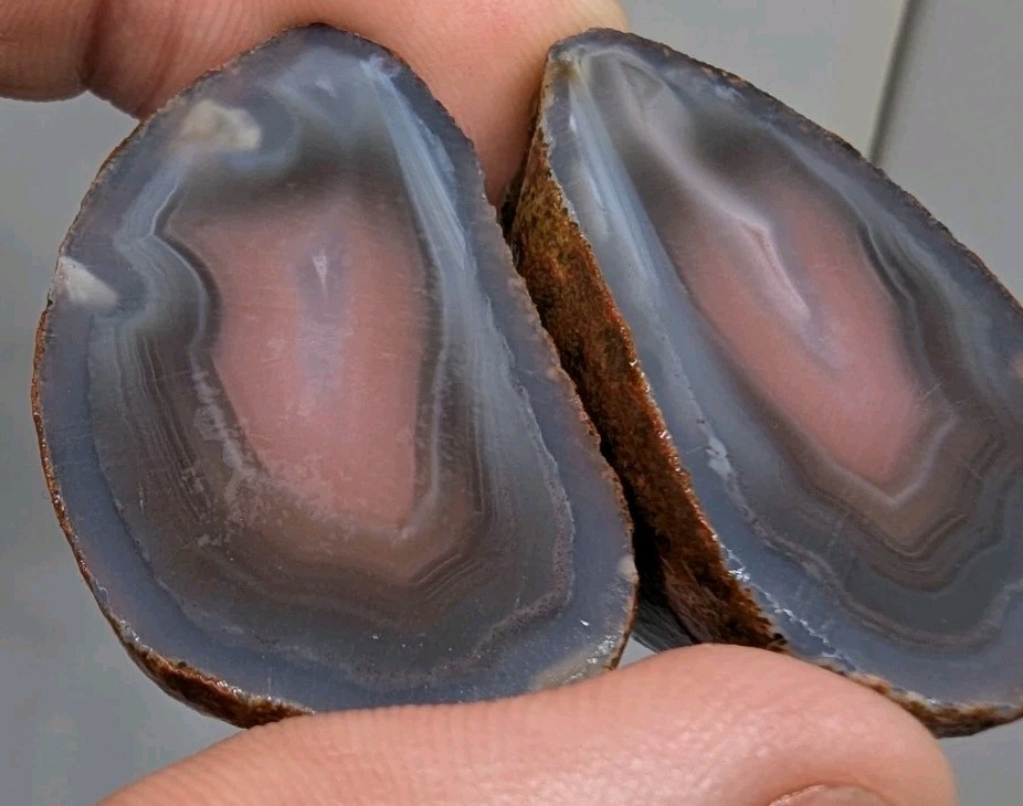 Swazi Rose Agate Cut Halves, Mozambique Agates, 38 Grams (1.25 Oz), US Seller