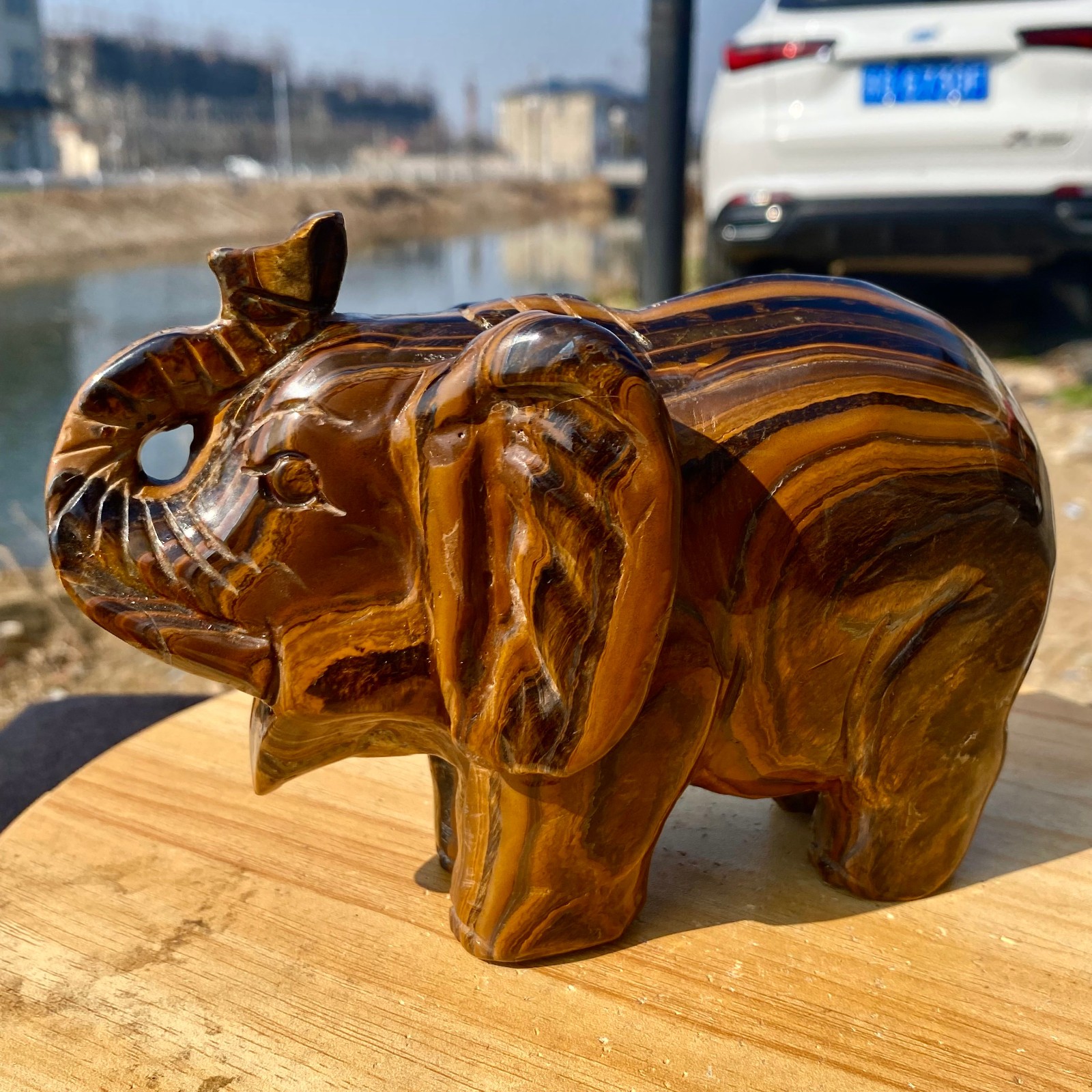 3.72LB Natural Tiger’s Eye Gemstone Elephant Figurin Hand Carved Mineral