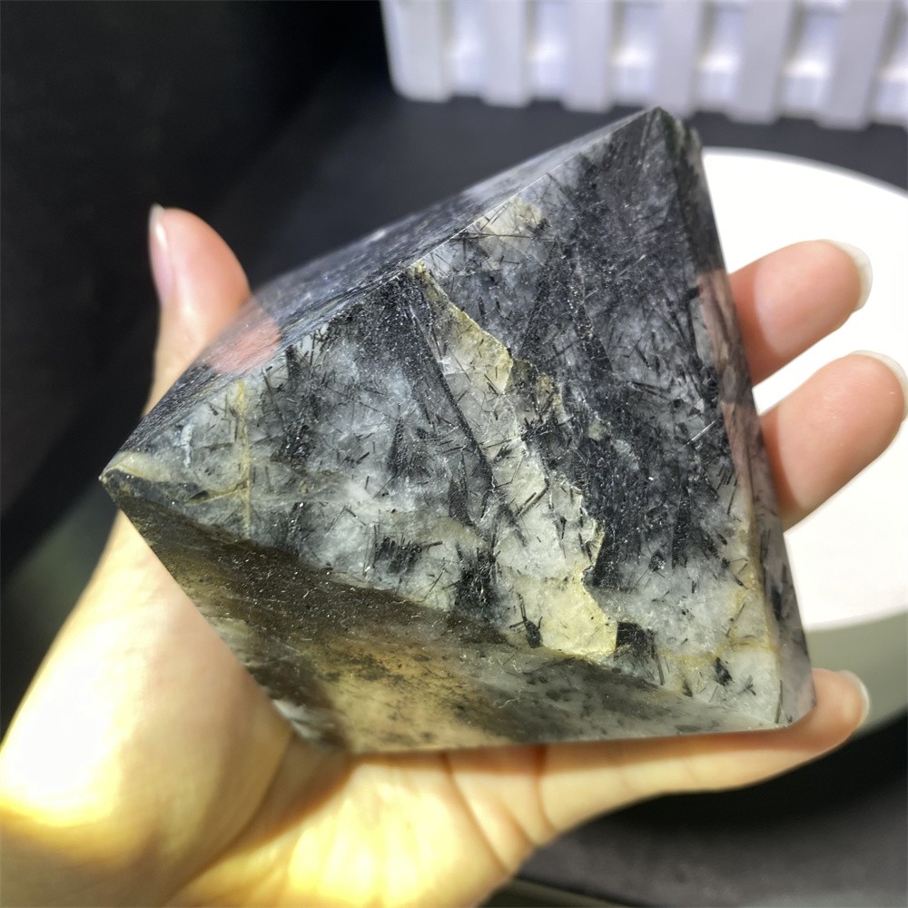 0.8LB 2.7″ Natural Black Rutiled Quartz Pyramid Statue Crystal Reiki Heal Decor