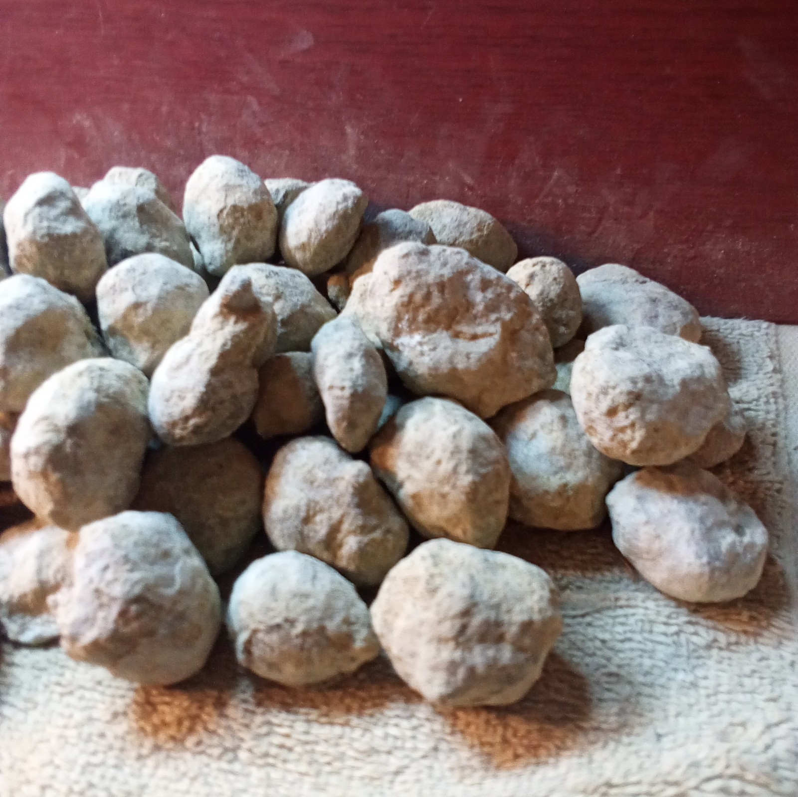 Crack Your Own Geodes 4 Pounds 1″ – 2″ Lot 5