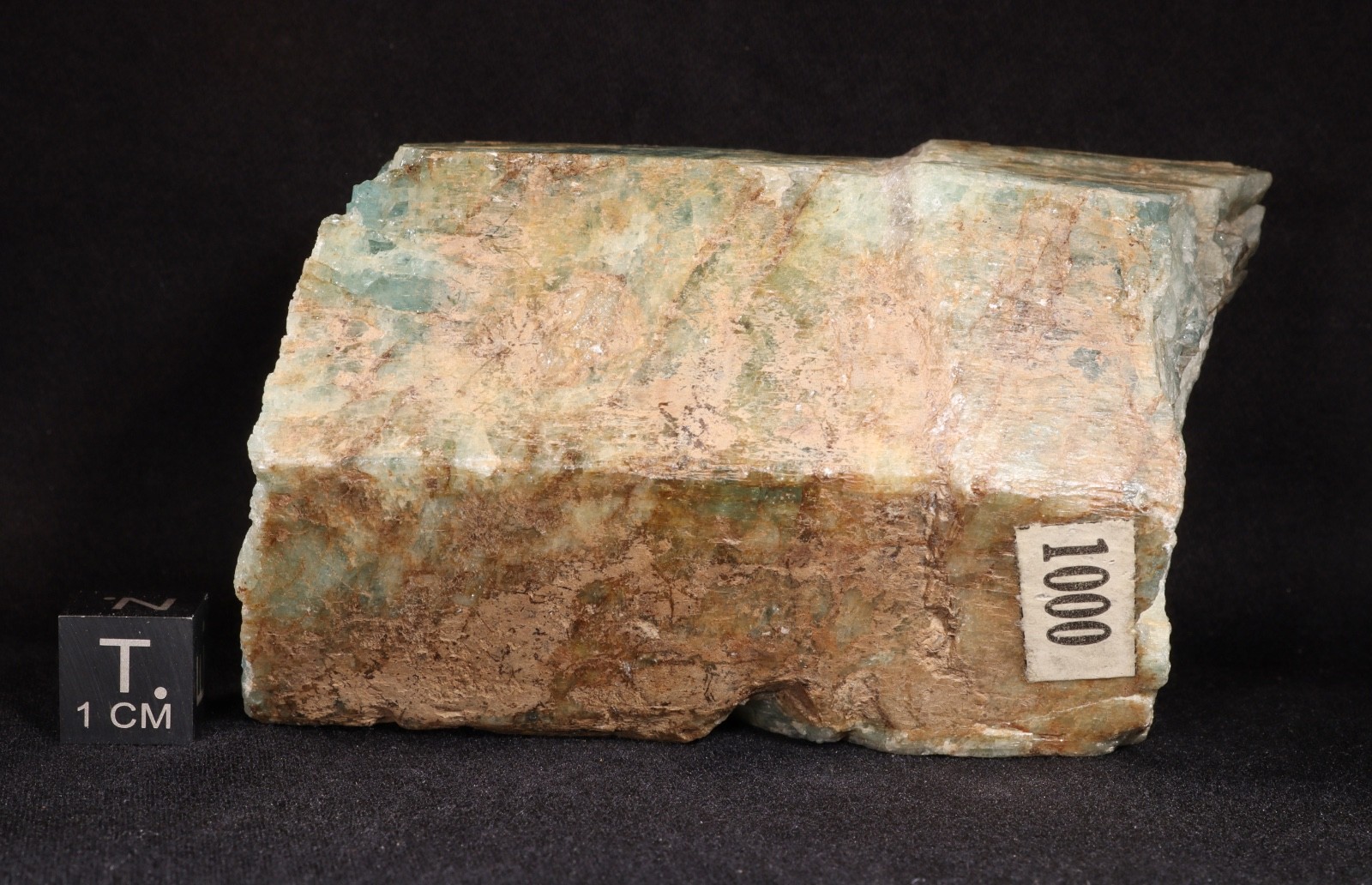 8.2 cm Beryl Hexagonal Crystal from New Haven County, Connecticut – 320 grams