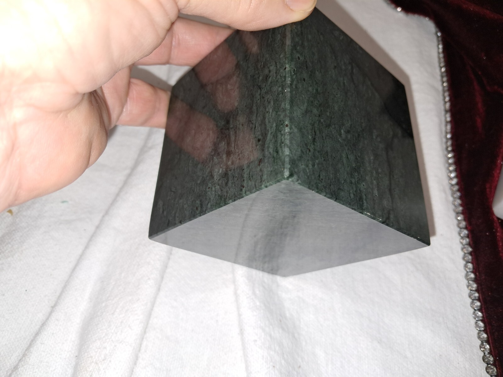 2 Solid Onyx Cube 3 3/16″ Crystal Square HEAVY White sparkly & dark Green