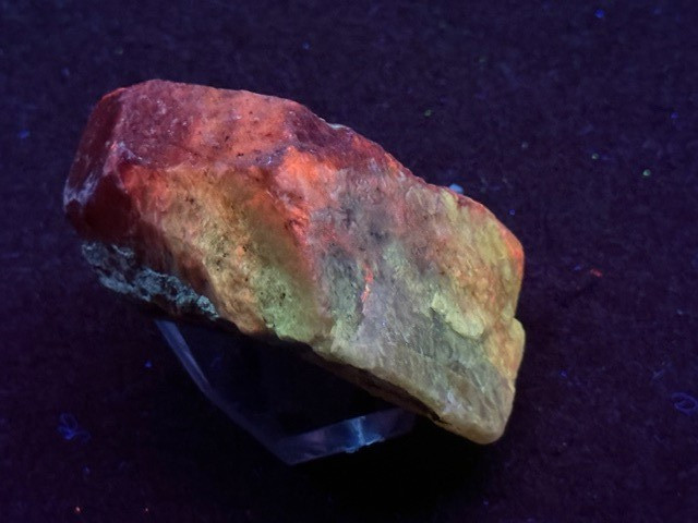 MULTICOLOR A++ FLUORESCENT CALCITE , HIDALGO MINING DISTRICT, ZIMAPAN, MEXICO