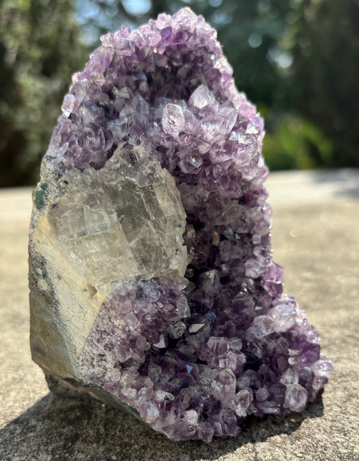 USA SALE 629g/1.38LB AMETHYST with CLEAR CALCITE SPECIMEN FREE STANDING FREEFORM