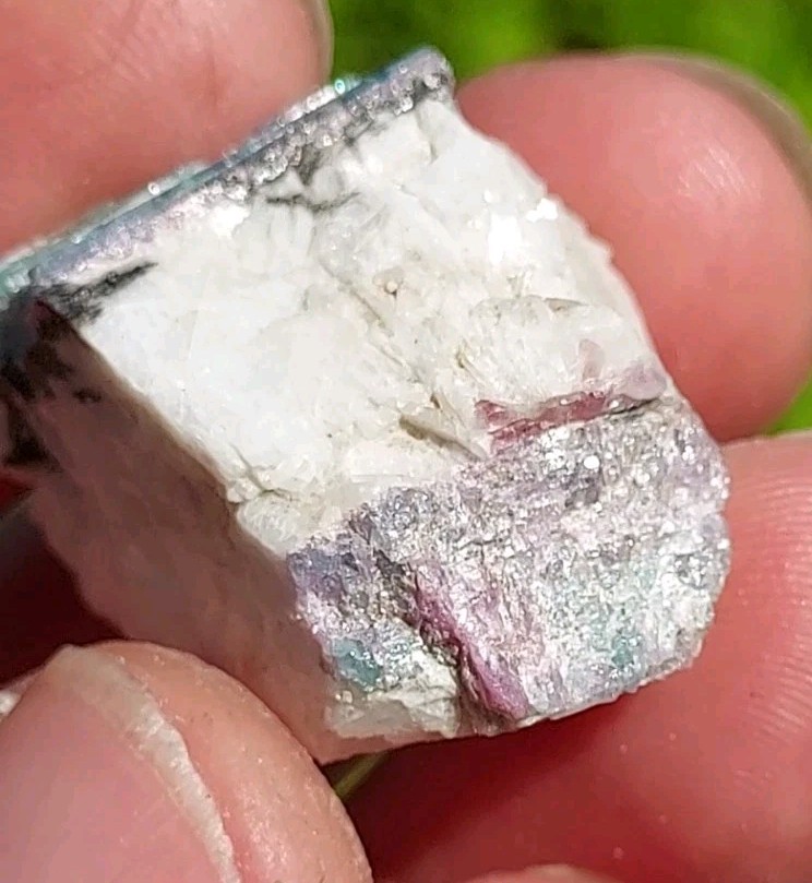 GEM PARAIBA CUPRIAN BLUE PINK TOURMALINE COPPER BEARING BATALHA MINE BRAZIL