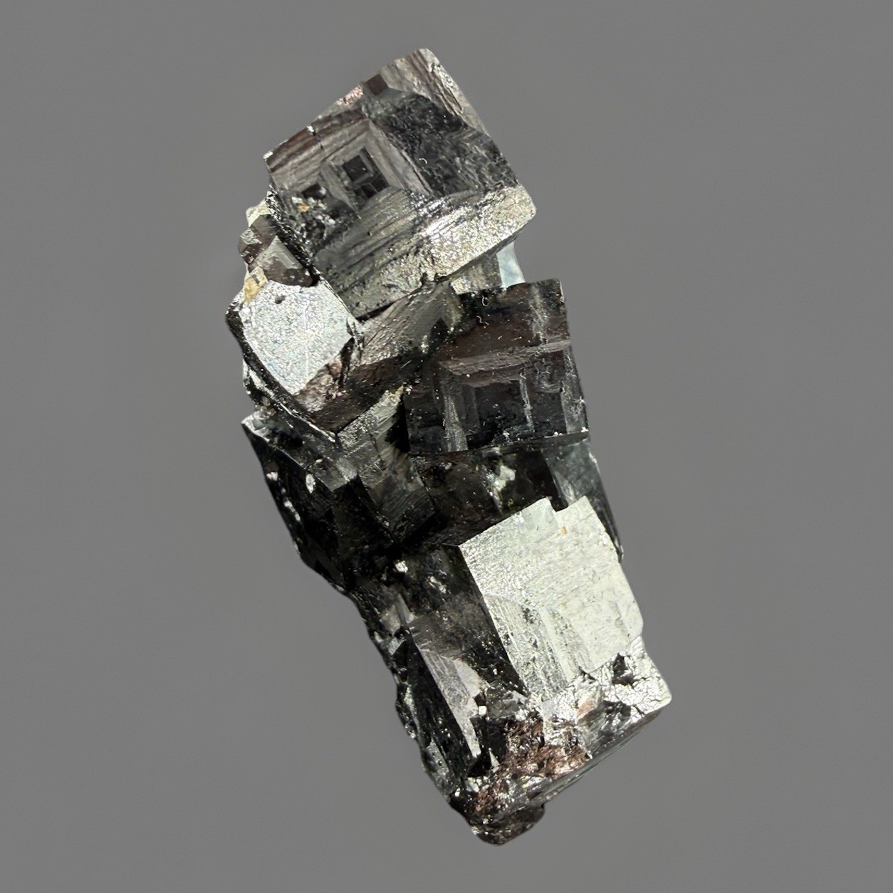 Magnetite Crystal Cluster : ZCA #4 Mine . Balmat , New York 🇺🇸