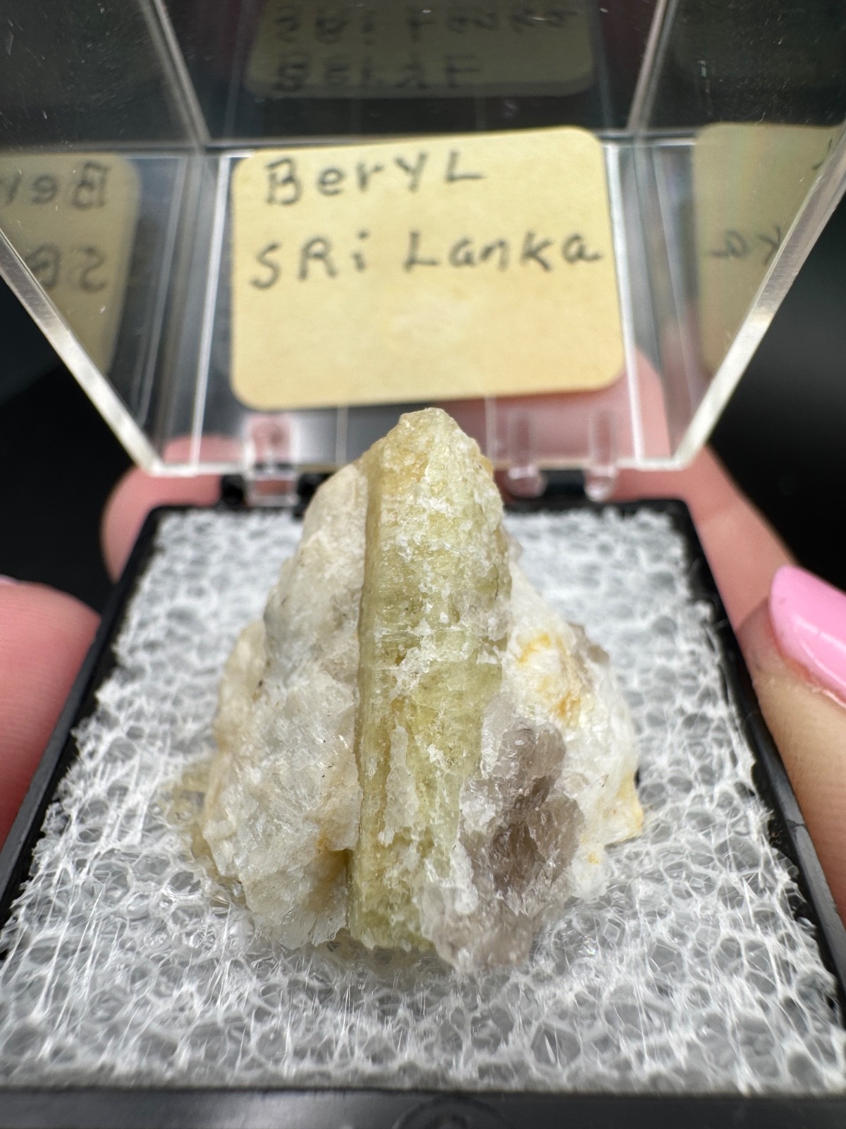 6778 Raw Beryl Specimen in Perky Box Sri Lanka