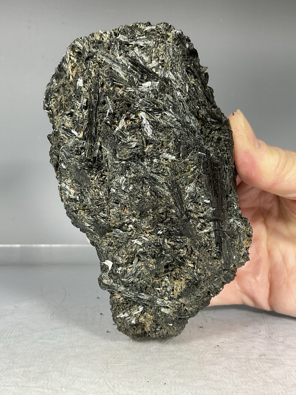 SS Rocks – Arfvedsonite (Imilchil, Morocco) 1.66lbs