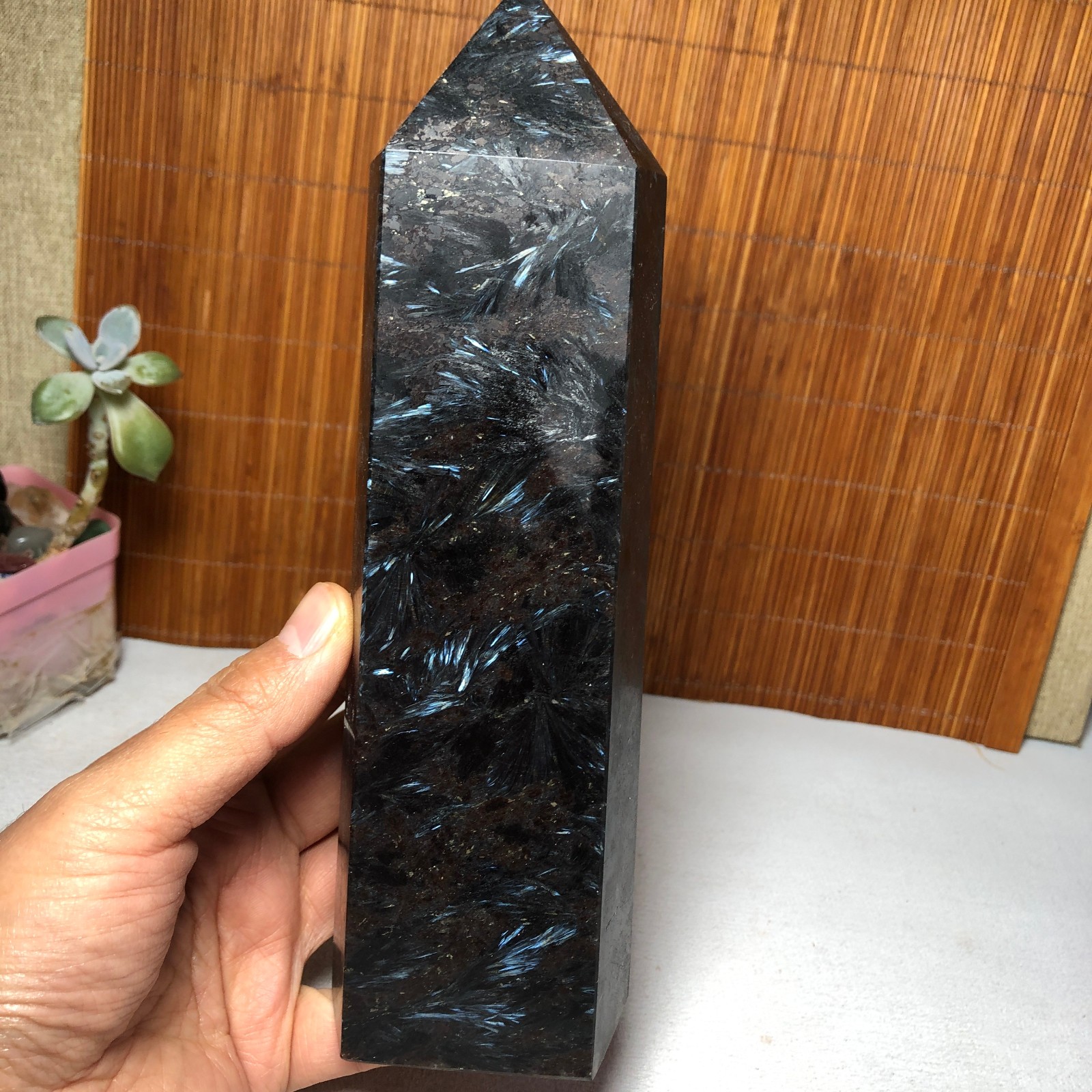 1.13kg Natural Fireworks Stone Crystal Wand Point Healing free standing A2282