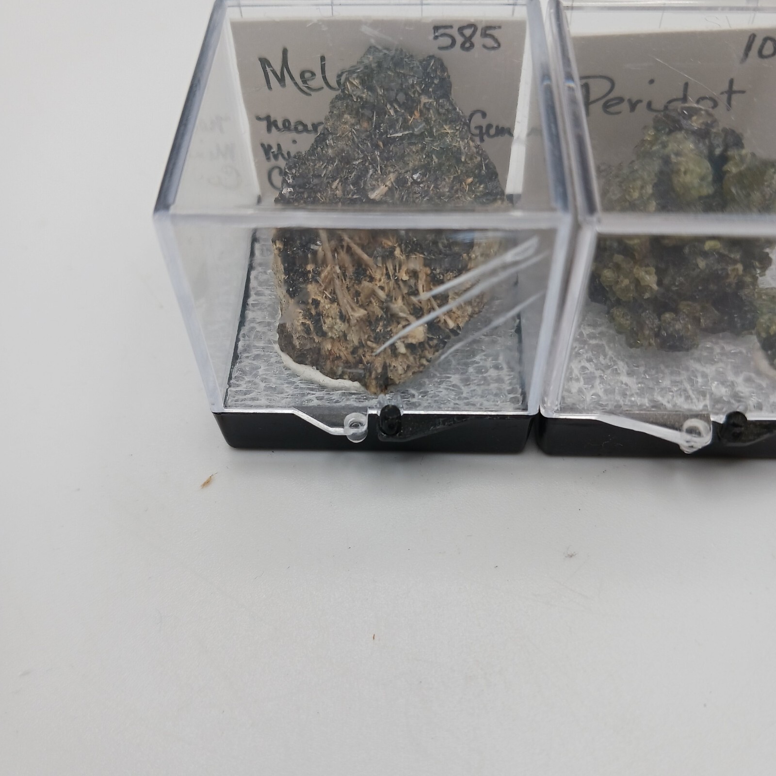 5 Mineral Specimines Estate Lot Bl1 In 1.25 Perky Box