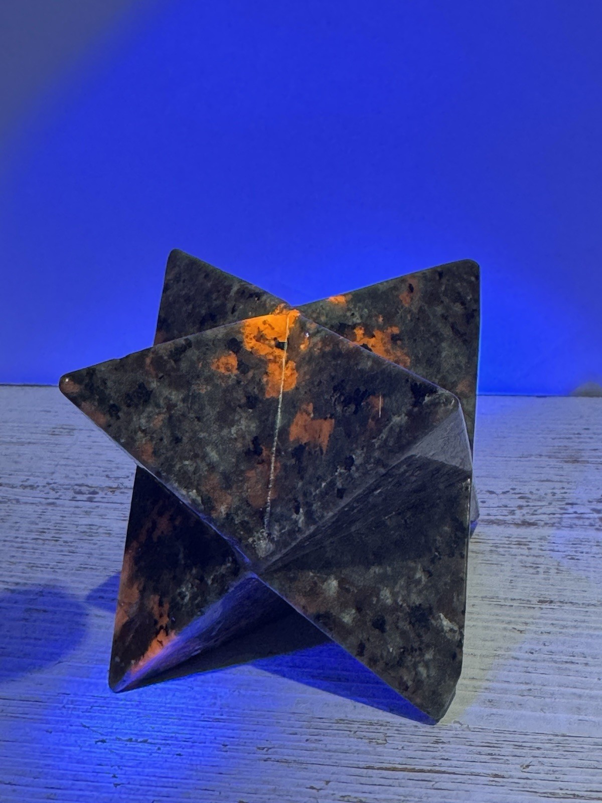 Yooperlite Merkaba 3.75” Natural Stone Carving UV Reactive