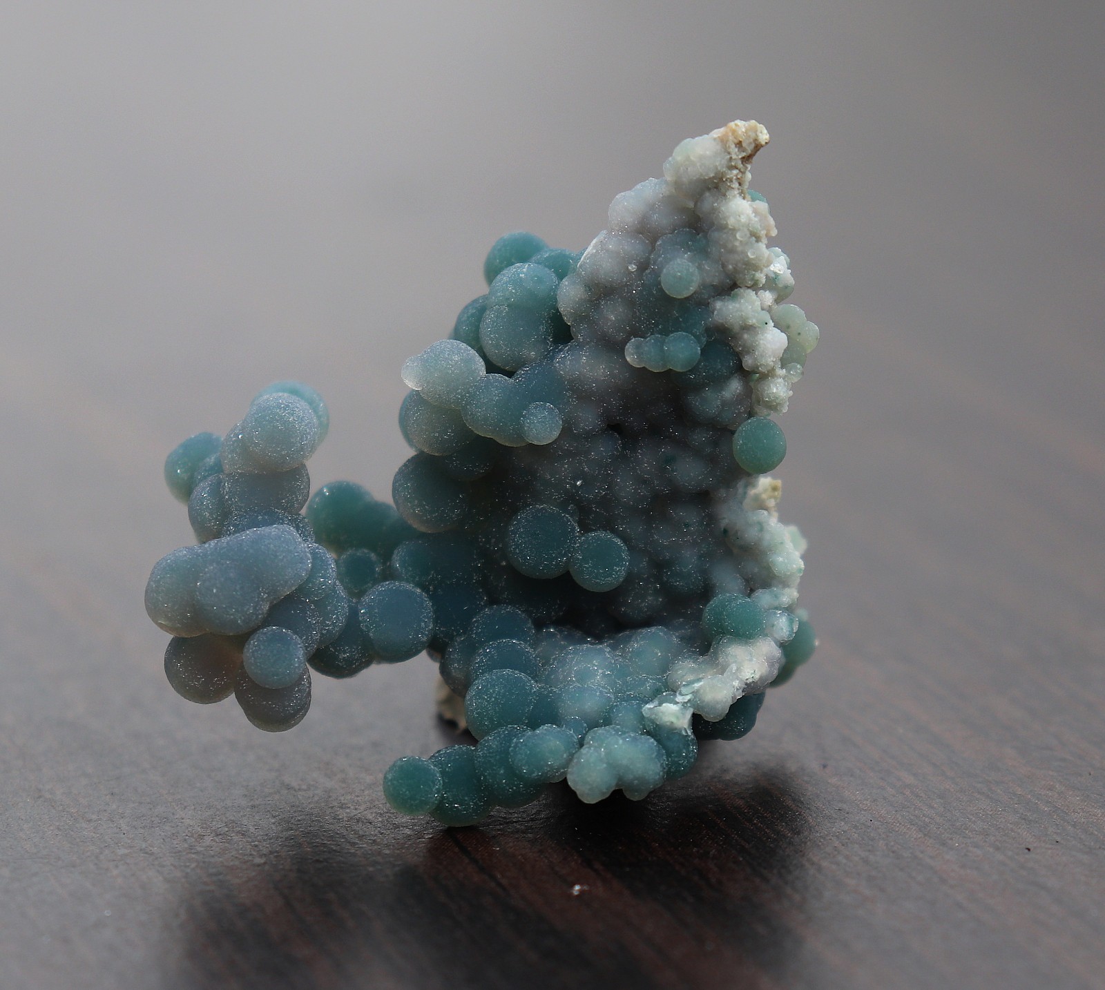 Green Grape Agate From Indonesia Satiny Purple Color WOW 3.9 cms (: