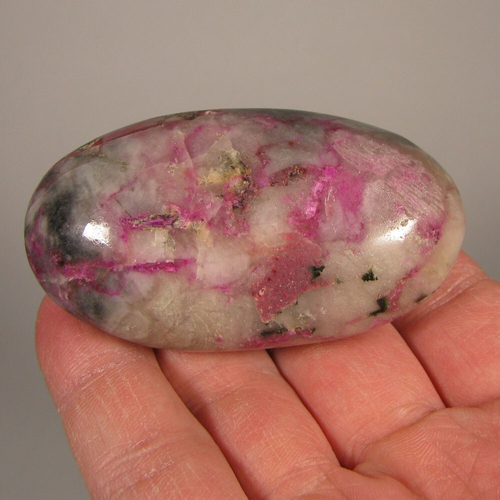 2.7″ Pink COBALTOAN CALCITE Gemstone Polished Palm Stone – Congo, Africa