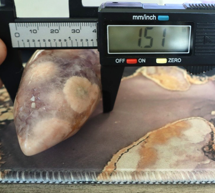 PINK AMETHYST FREEFORM 3.60 X 1.51 INCHES TALL/ 188.1 GRAMS