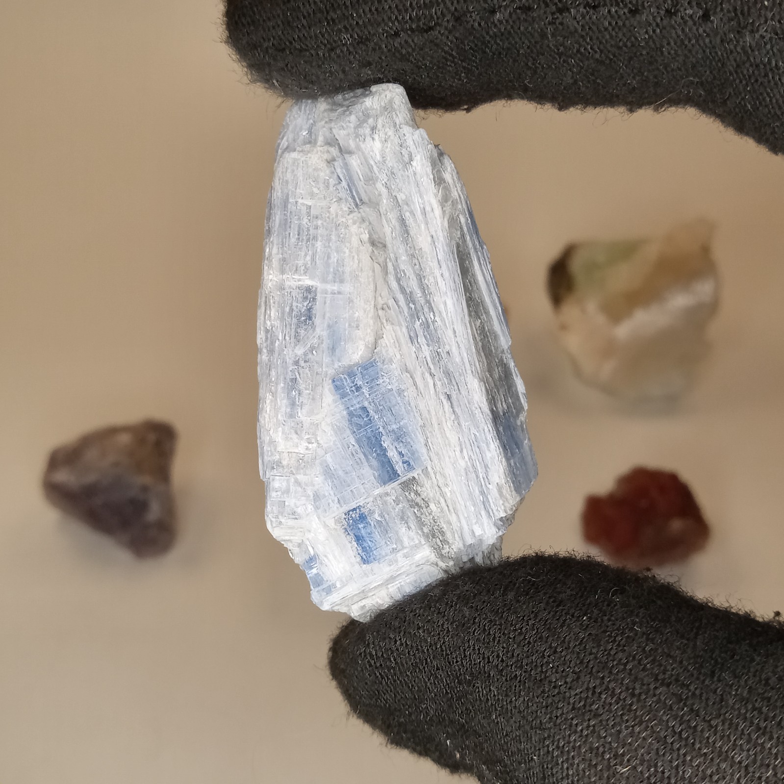 Mixed Mineral Specimen Lot 6pc Kyanite Apophyllite Garnet Stilbite I12