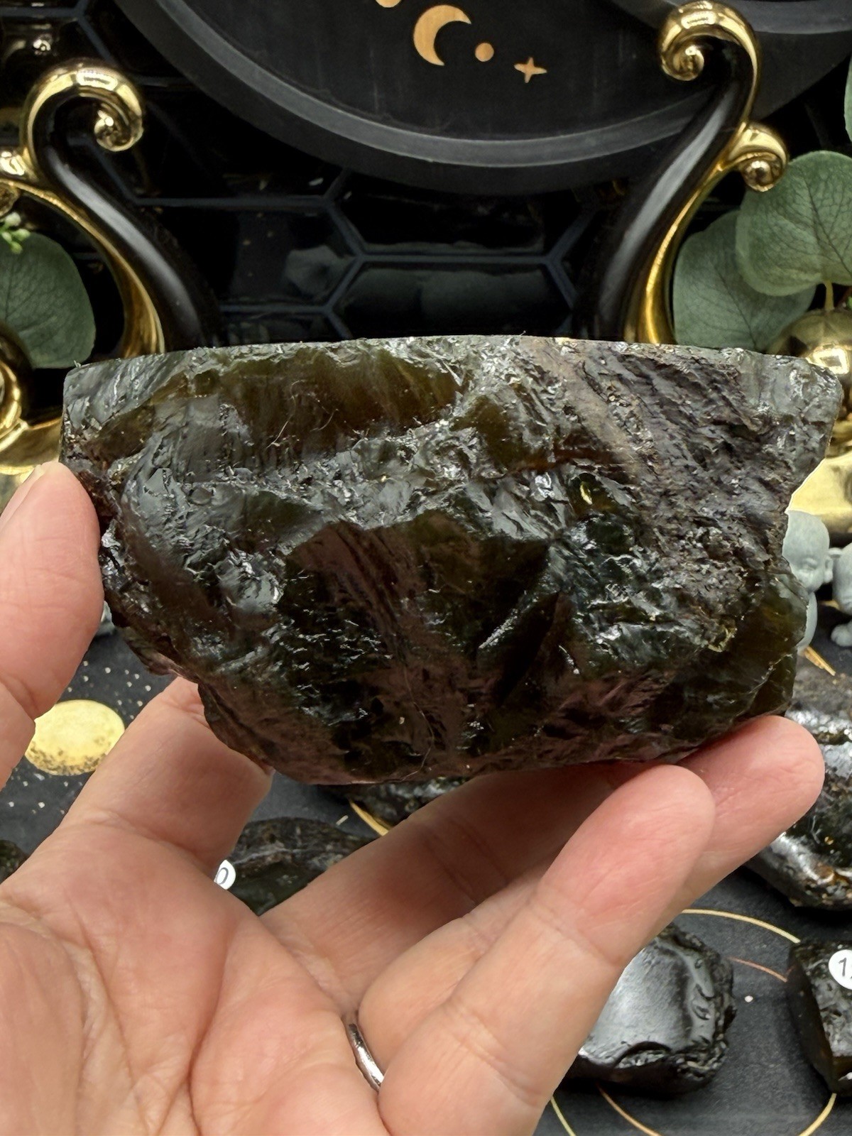 Natural Black Indonesian Amber Uvreaction Great pieces Free ship