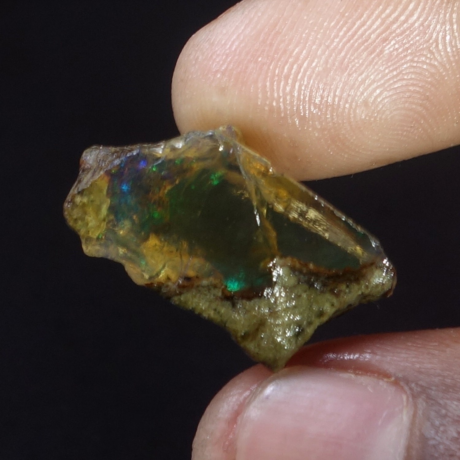 16.00 Cts Black Opal 100% Natural Welo Fire Ethiopian Oil Opal Rough Gemstone