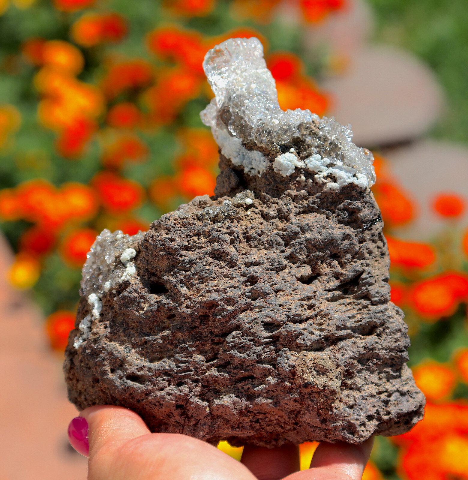Opal (Var: Opal-AN) Large Specimen Flouresesces Bright Green Czech Republic :)