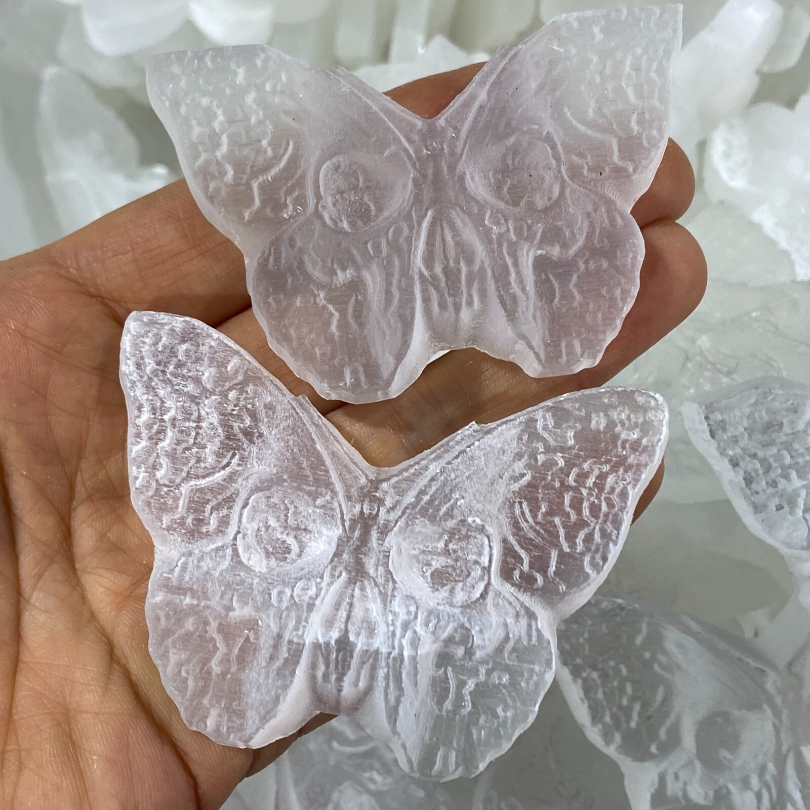 Natural Gypsum Selenite butterfly Hand Carved Quartz Crystal Reiki healing 1PC