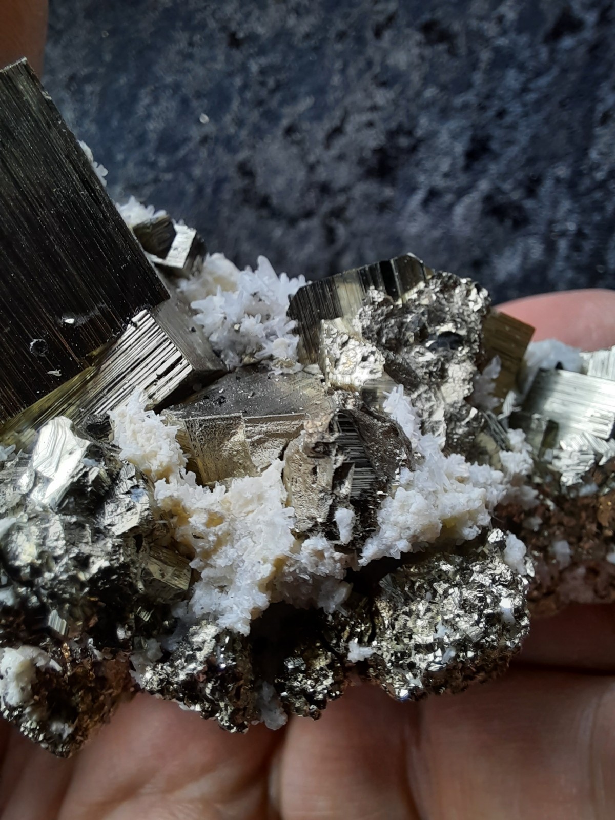 Pyrite Crystal CUBE Cluster With Druzy Calcite Crystals From Peru 228gr