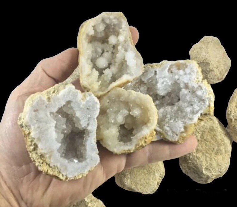 Combo Gift Pack – 13 Break Open Geodes – Mexican Trancas | Quartz | Florescent