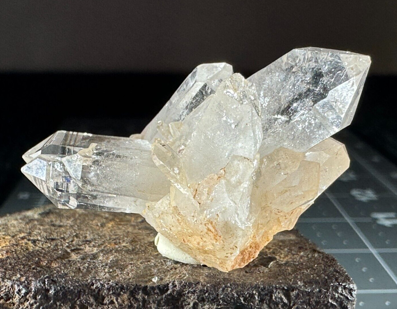 ➤ Natural 1-7/8 Inch QUARTZ CRYSTAL CLUSTER – Hot Springs Arkansas VIDEO➤344