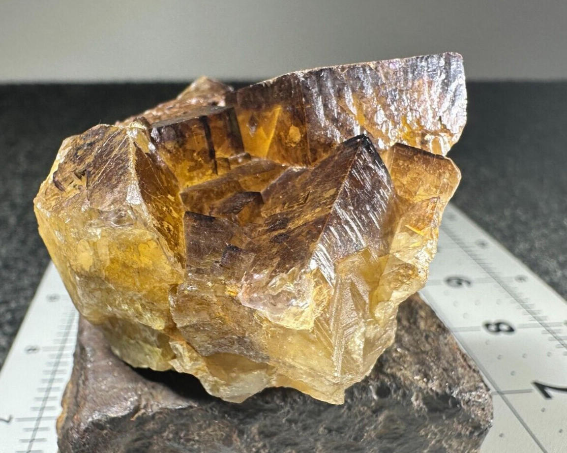 ➤ 2-1/2″ LIGHT PURPLE FLUORITE on AMBER FLUORITE Cave In Rock Illinois VIDEO➤473
