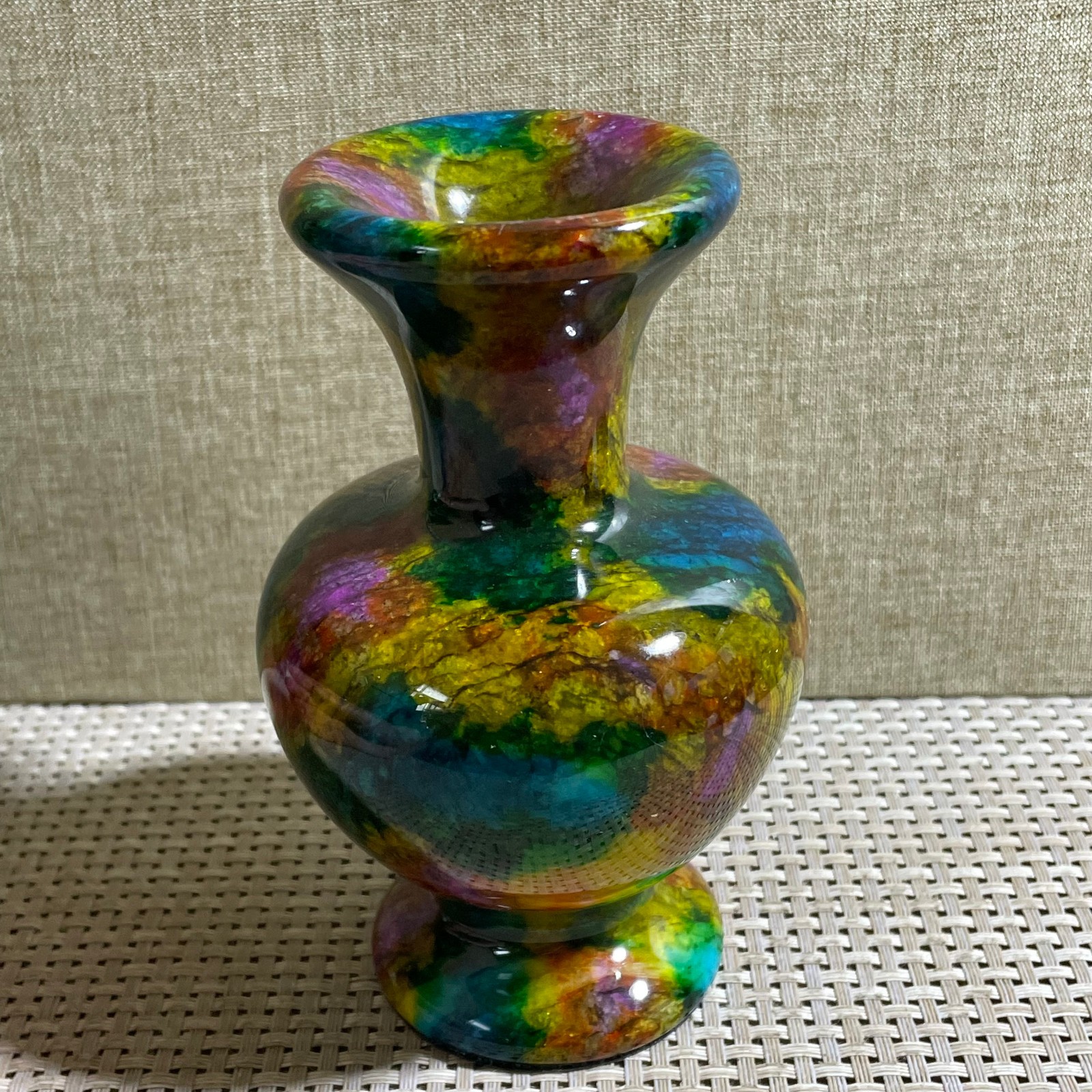 794g Seven Colors Jade vase specimen Decorative -Taiwan China