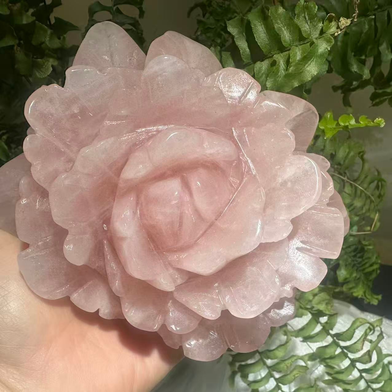1pc Natural Pink Rose Quartz Carved Crystal Flower Skull Reiki Healing Decor