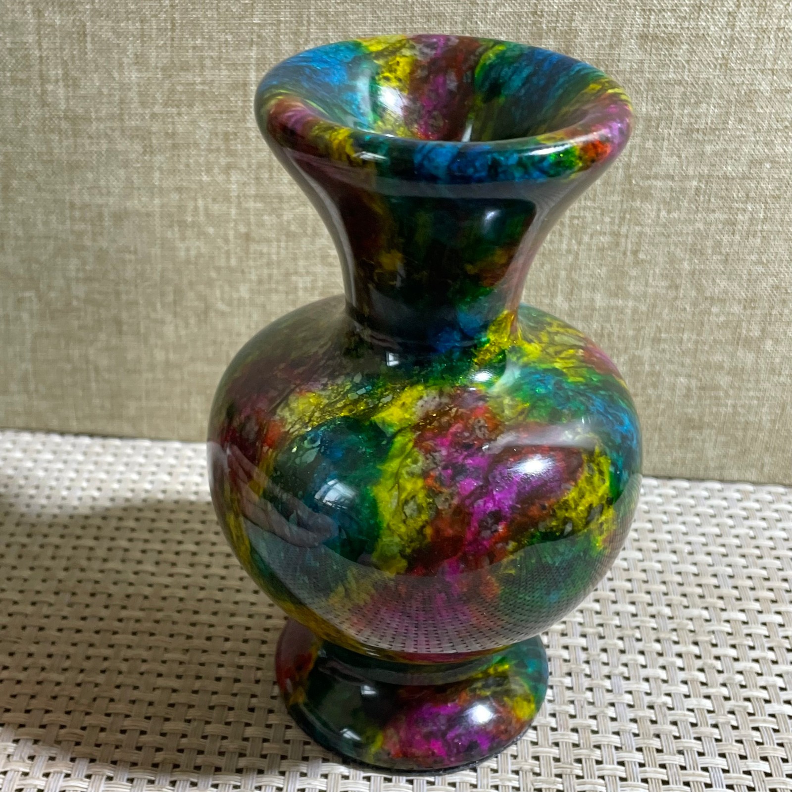 871g Seven Colors Jade vase specimen Decorative -Taiwan China